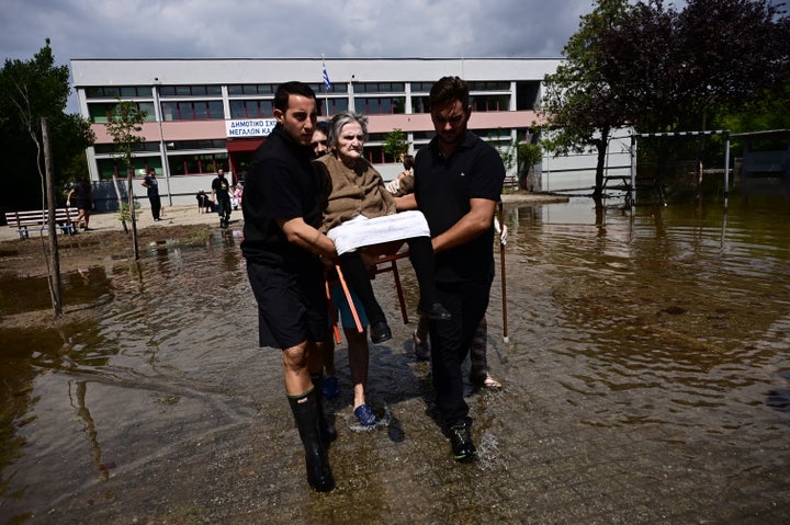 Έχουν περάσει πέντε ημέρες από το καταστροφικό κύμα κακοκαιρίας Daniel που στην κυριολεξία "έπνιξε" τον Θεσσαλικό κάμπο. Μεγάλα Καλύβια Τρικάλων, Σάββατο 9 Σεπτεμβρίου 2023 (ΜΙΧΑΛΗΣ ΚΑΡΑΓΙΑΝΝΗΣ / EUROKINISSI)