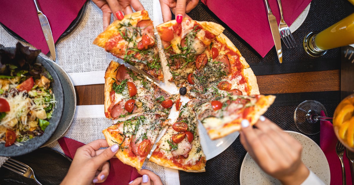 The Unconventional Pizza Toppings You Need To Order, According To Chefs