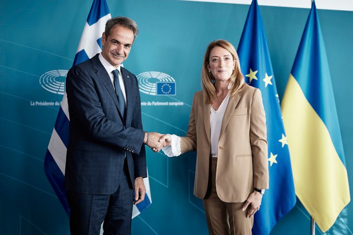Κυριάκος Μητσοτάκης και Ρομπέρτα Μετσόλα συζήτησαν για την παροχή ευρωπαϊκής στήριξης προς την Ελλάδα