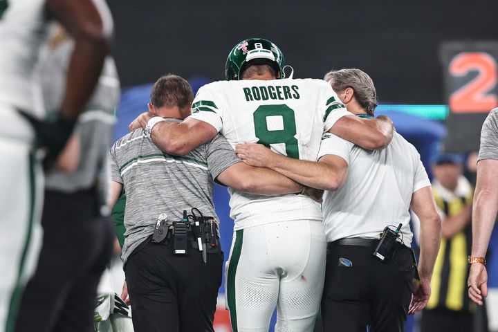 Look: NFL World Reacts To Jets' Heated Sideline Video - The Spun