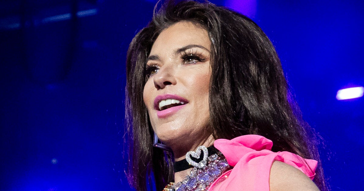Shania Twain Says Menopause Made Her 'More Fierce' Than Ever | HuffPost ...
