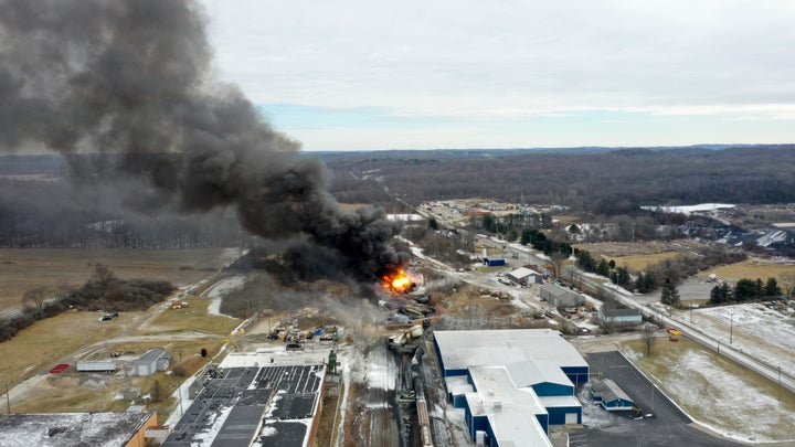 LATEST UPDATE ON THE HOUSE EXPLOSION IN FLINT, LATEST UPDATE ON THE HOUSE  EXPLOSION IN FLINT.  explosion-in-flint-felt-miles-away, By Mid-Michigan NOW