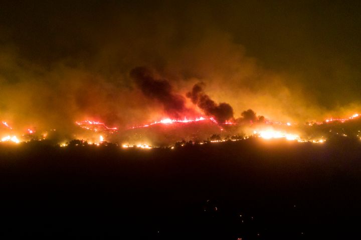 25 Ιουλίου 2023. Πυρκαγιά σε δύσβατη περιοχή στην βόρεια ορεινή Κέρκυρα.