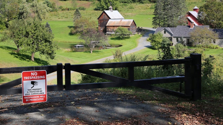 The normally quiet dirt road from Pomfret to Woodstock, home to the frequently photographed Sleepy Hollow Farm, will be open only to residents through mid-October. And local law enforcement plans to enforce it.