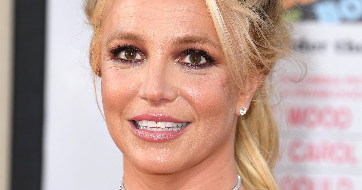 Britney Spears Wants Fans To ‘Lighten Up’ After Video Showed Her Dancing With Knives Britney Spears Wants Fans To ‘Lighten Up’ After Video Showed Her Dancing With Knives