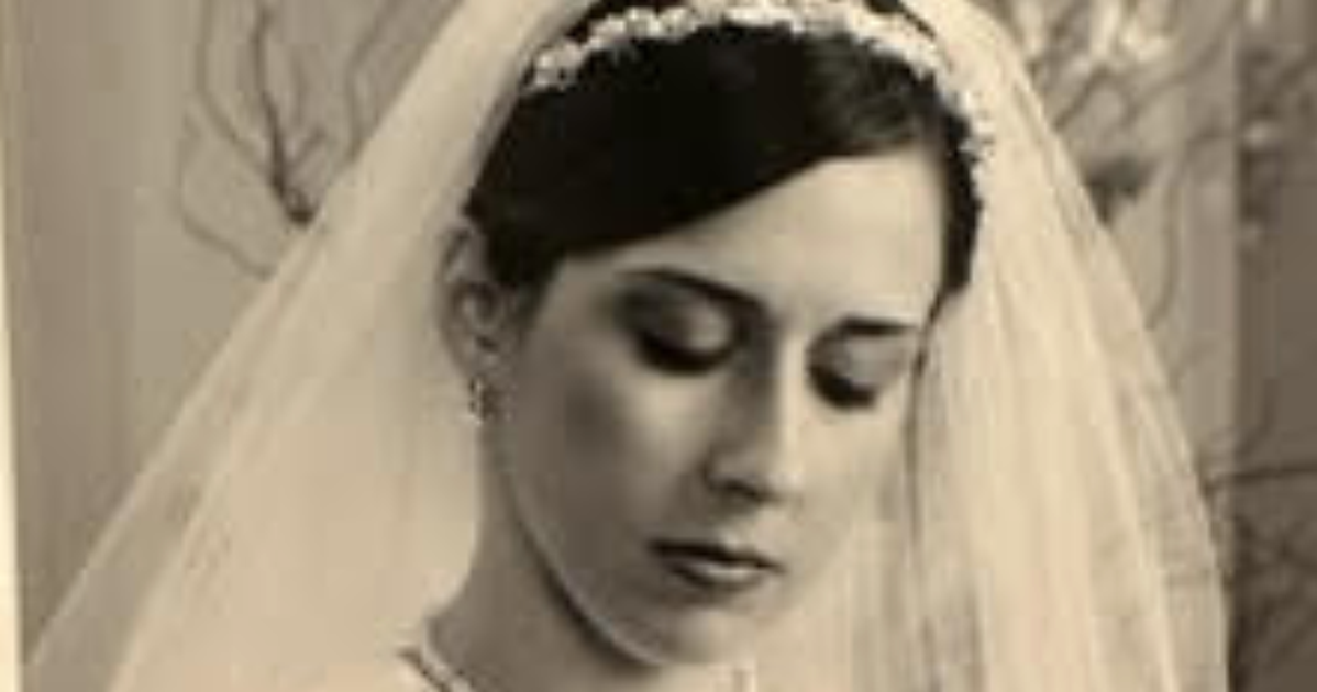 I'm A Queer Woman Who Left My Marriage In The Hasidic Community. There’s One Thing People Don't Understand.