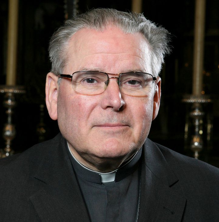O πρώην επίσκοπος της Μπριζ, Ρότζερ Βαν Γκελουέ.