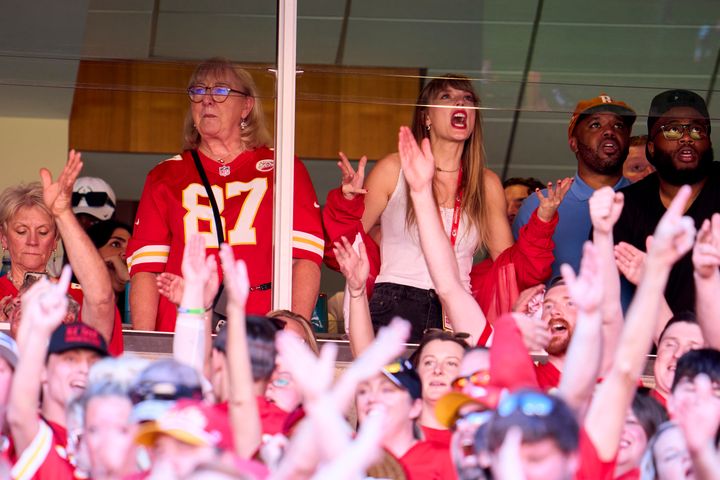 Taylor Swift watched Sunday's game between the Kansas City Chiefs and the Chicago Bears with NFL player Travis Kelce's mom, Donna, from a private stadium suite.