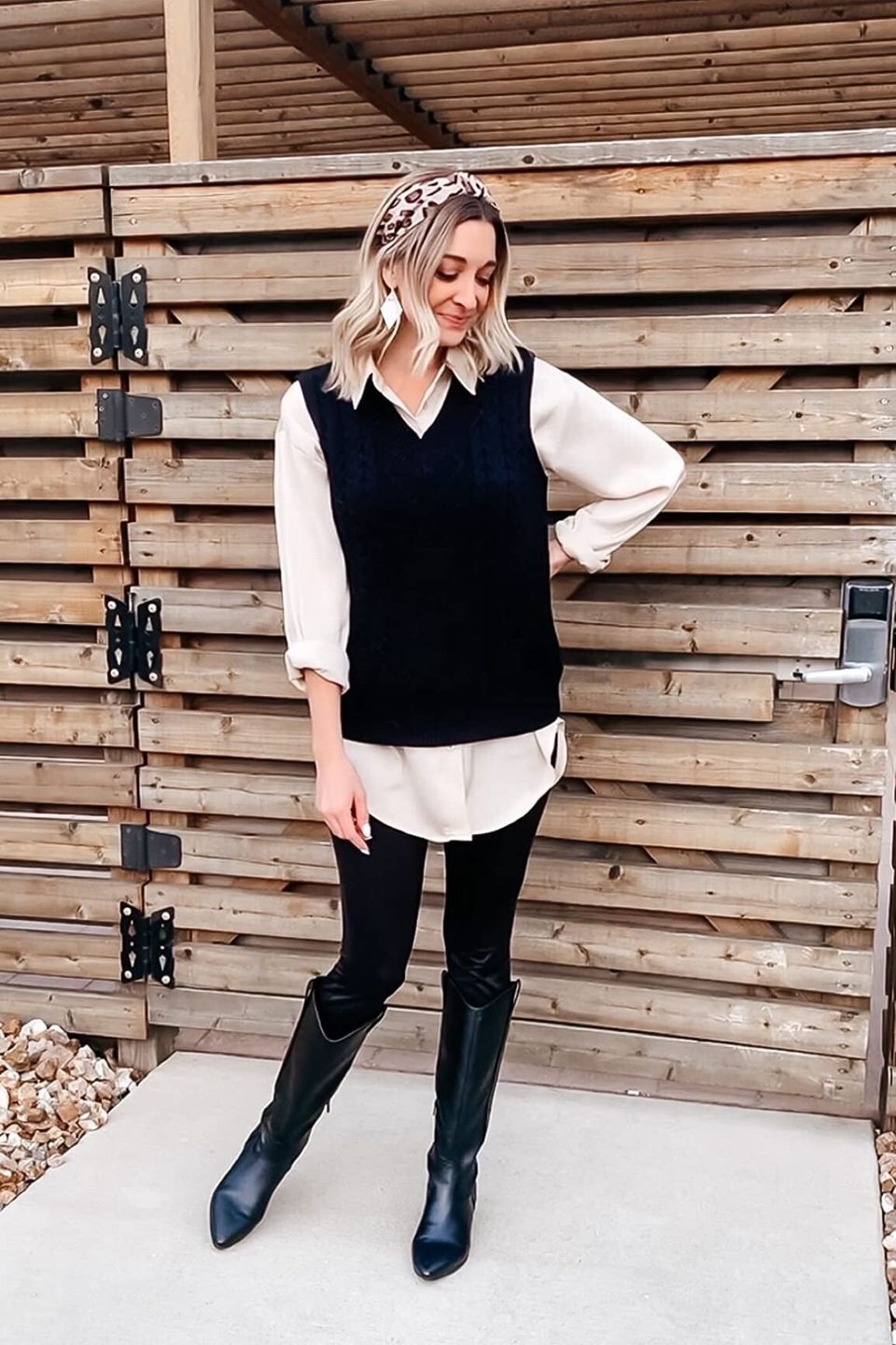 21 Absolutely Stunning Winter Date Night Outfits - Amber Chic Life
