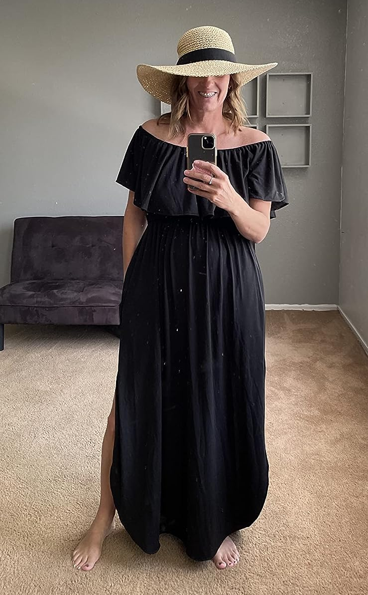 Upgrade Your Style With These 38 Must Have Black Fashion Pieces ...