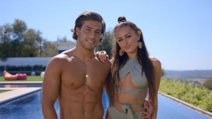 Kem Cetinay and Amber Davies in the Love Island villa in 2017