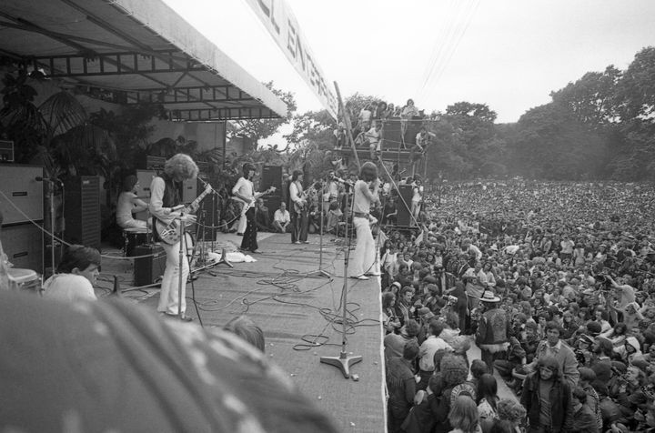 Η συναυλία των Rolling Stones μπροστά σε 250,000 θαυμαστές τους στο Hyde Park στο Λονδίνο στις 5 Ιουλίου του 1969.