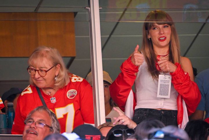 Donna Kelce (left), mother of Chiefs tight end Travis Kelce, watched the game with pop superstar Taylor Swift (center) during the first-half on Sunday, Sept. 24, 2023.