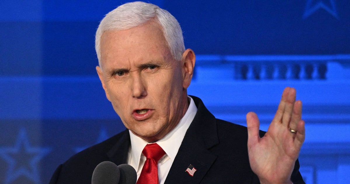 Mike Pence Steers Away From Calling Trump A ‘Wannabe Dictator’ After Milley Speech Mike Pence Steers Away From Calling Trump A ‘Wannabe Dictator’ After Milley Speech