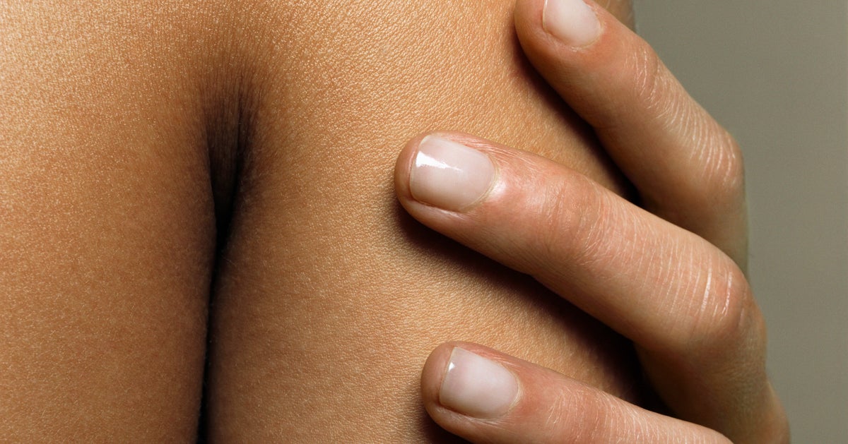 A Sex Therapist Explains The 'Bristle Reaction" - Vimarsana News