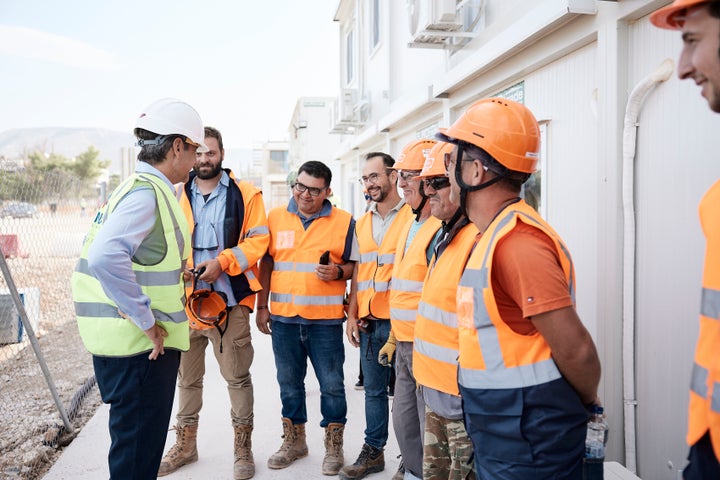 Ο πρωθυπουργός συνομίλησε με εργαζόμενους στο εργοτάξιο του Ελληνικού