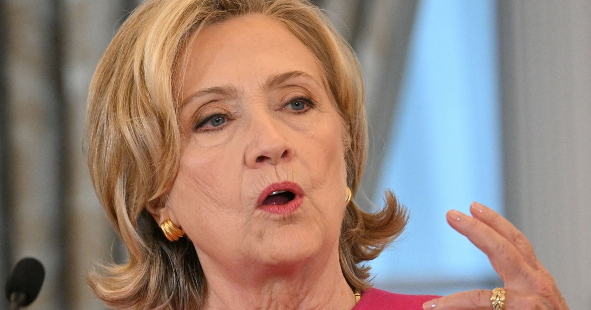 Hillary Clinton Says Divide Over Ukraine Aid In Congress Is A Win For Putin Hillary Clinton Says Divide Over Ukraine Aid In Congress Is A Win For Putin