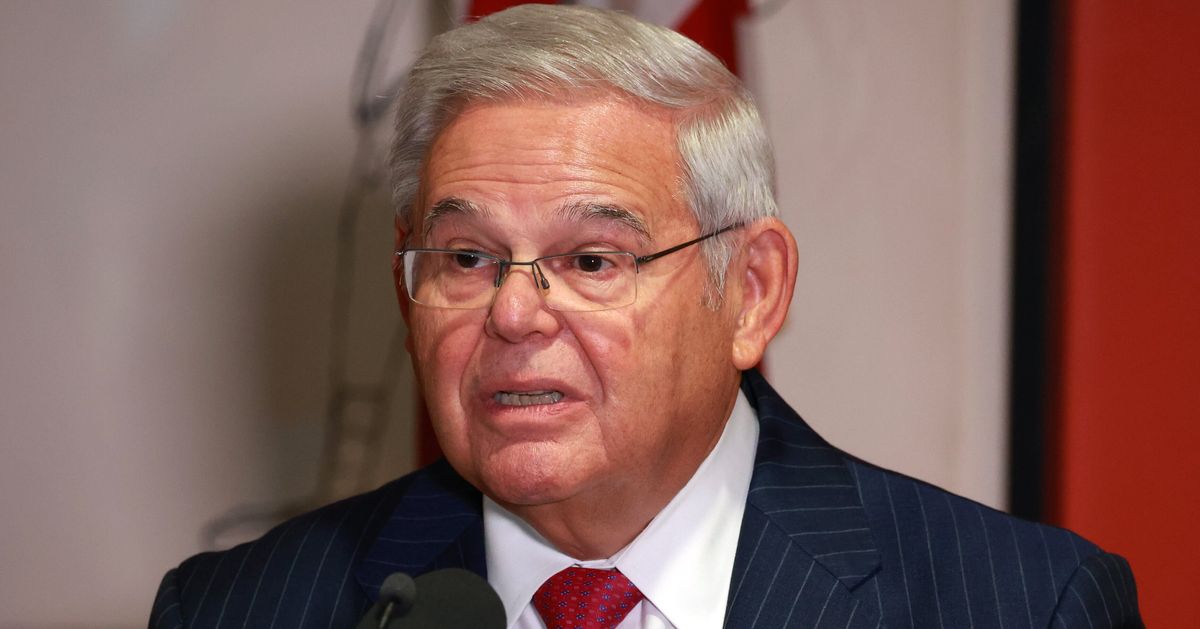 How much is 1 kilo of gold worth? Fast facts amid Menendez indictment