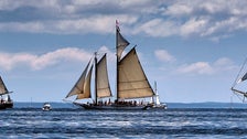 1 Dead After Mast Snaps On Historic Maine Schooner