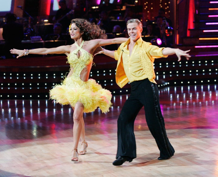 Brooke Burke e Derek Hough em "Dançando com as estrelas" Em 2008.