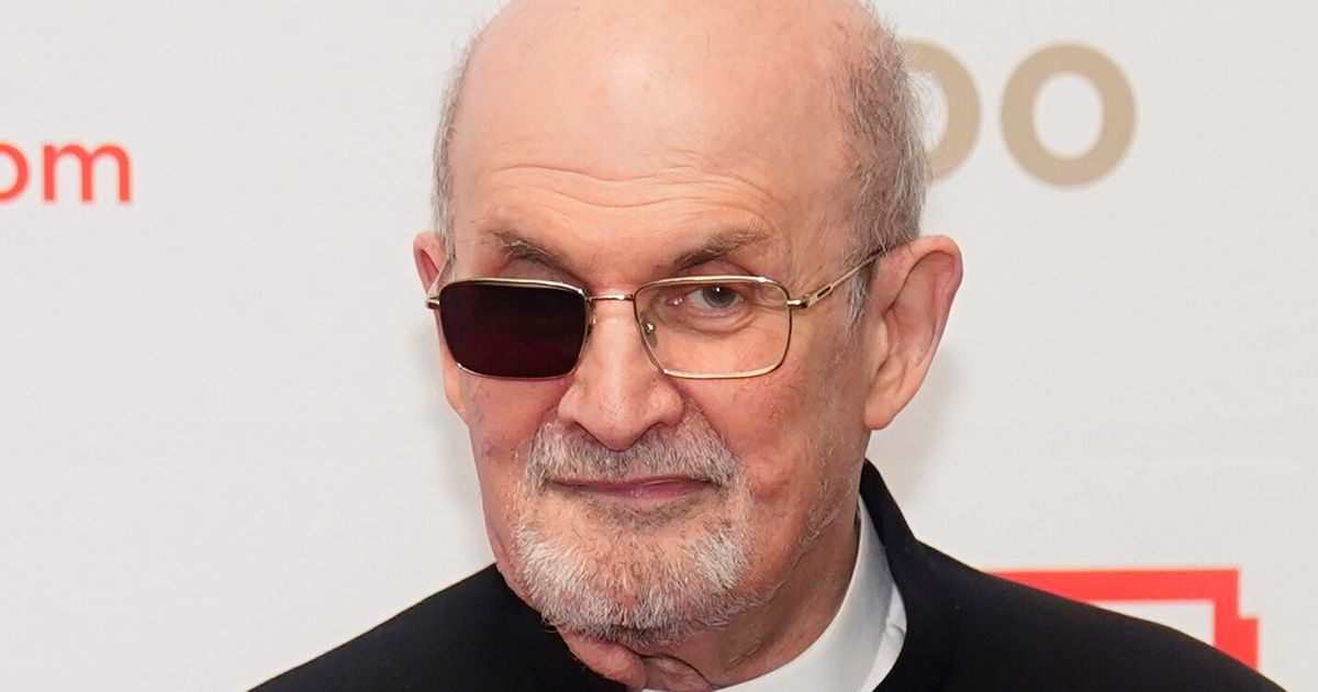 Salman Rushdie To Pen Memoir 'Knife' About 2022 Stabbing | HuffPost ...