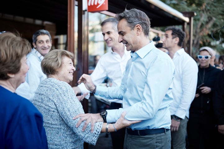 Την σημασία της αυτοκριτικής των πολιτικών, τόνισε στις δηλώσεις του ο πρωθυπουργός