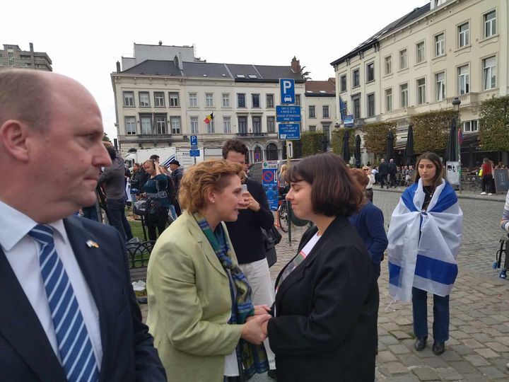 Η αντιπρόεδρος του Ευρωπαϊκού Κοινοβουλίου μαζί με την Shira Havron