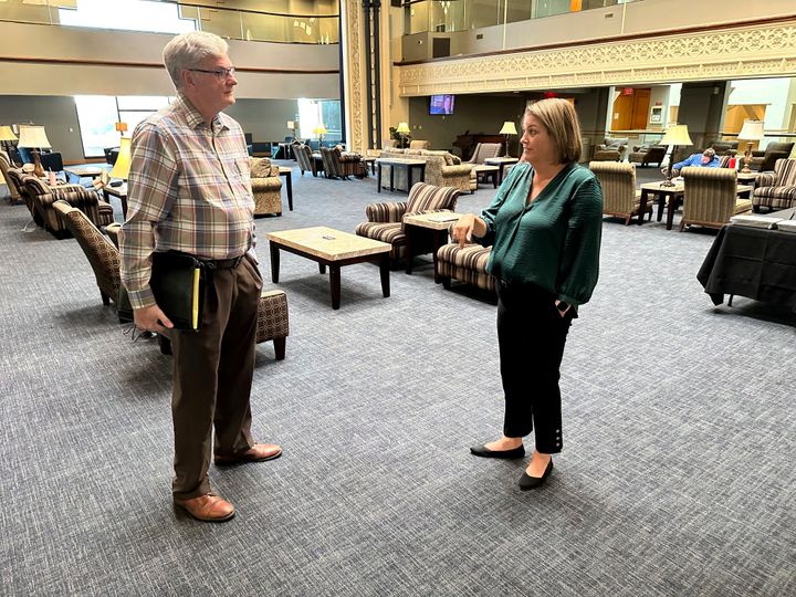 Private investigator Bobby Staton, left, speaks to Andrea Miller, director of Oklahoma City University's Innocence Project, on Tuesday, Sept. 19, 2023, in Oklahoma City. 