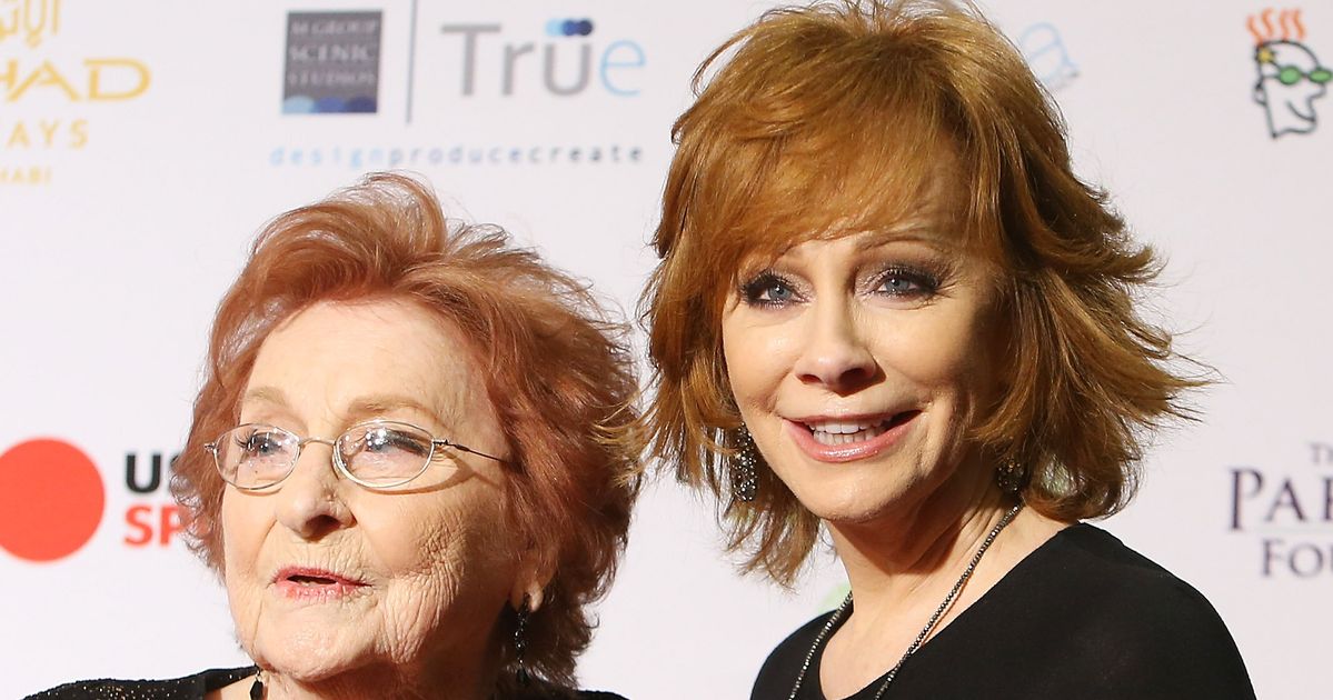 Reba McEntire Thought About Quitting Music After Mom's 2020 Death