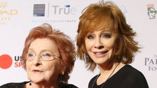 Reba McEntire Thought About Quitting Music After Mom’s 2020 Death