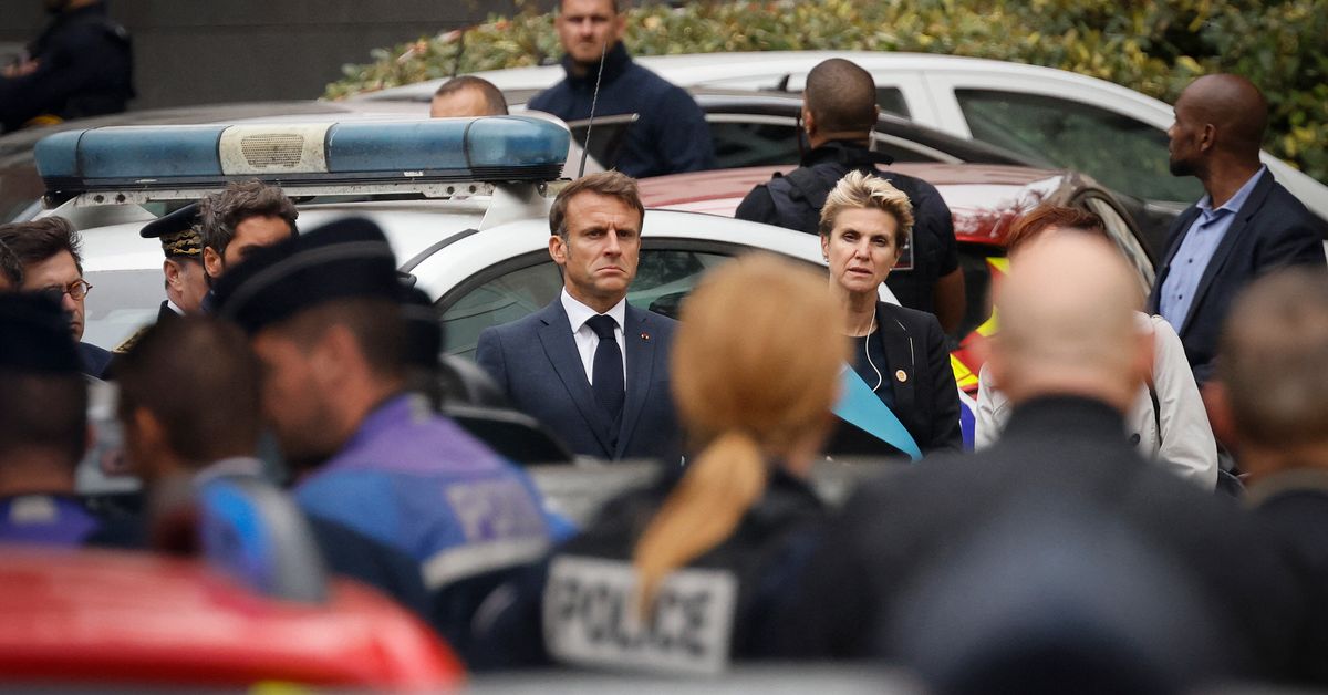 La mort d’un enseignant à l’arme blanche déclenche une enquête sur un terrorisme en France