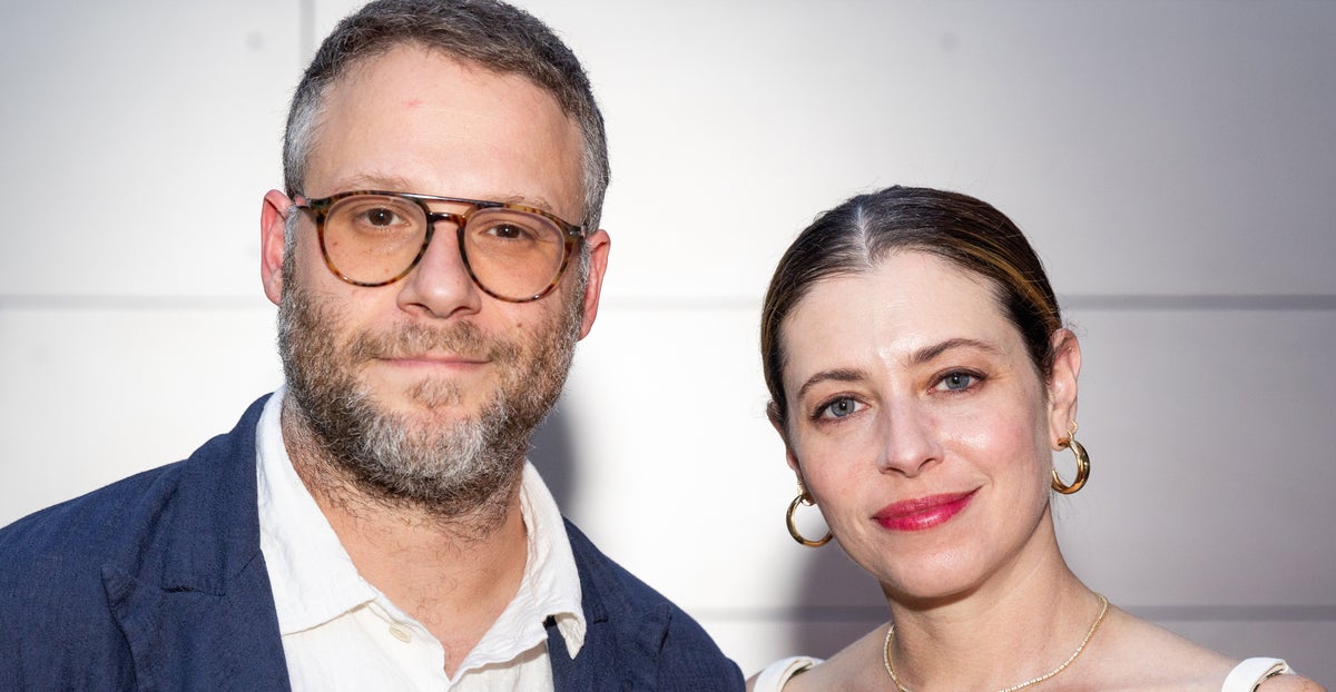 Seth Rogen’s Wife Lauren Miller Reveals Hospitalization For Brain Aneurysm Seth Rogen’s Wife Lauren Miller Reveals Hospitalization For Brain Aneurysm