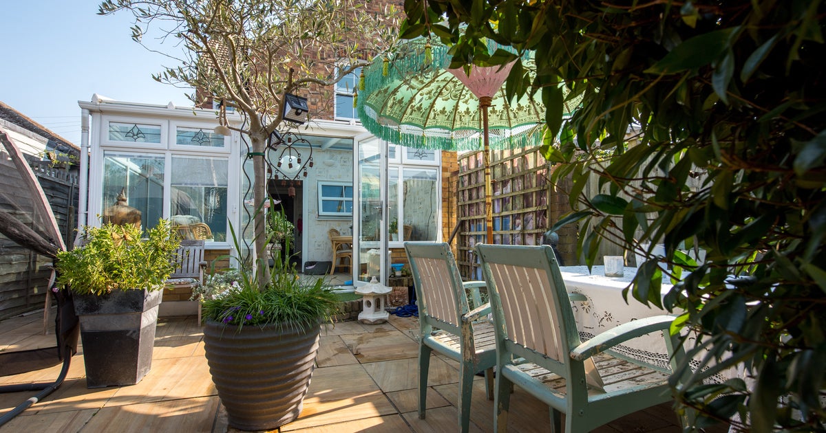 UK Gardeners Advised To Move Furniture Now For 1 Grim Reason - Vimarsana News