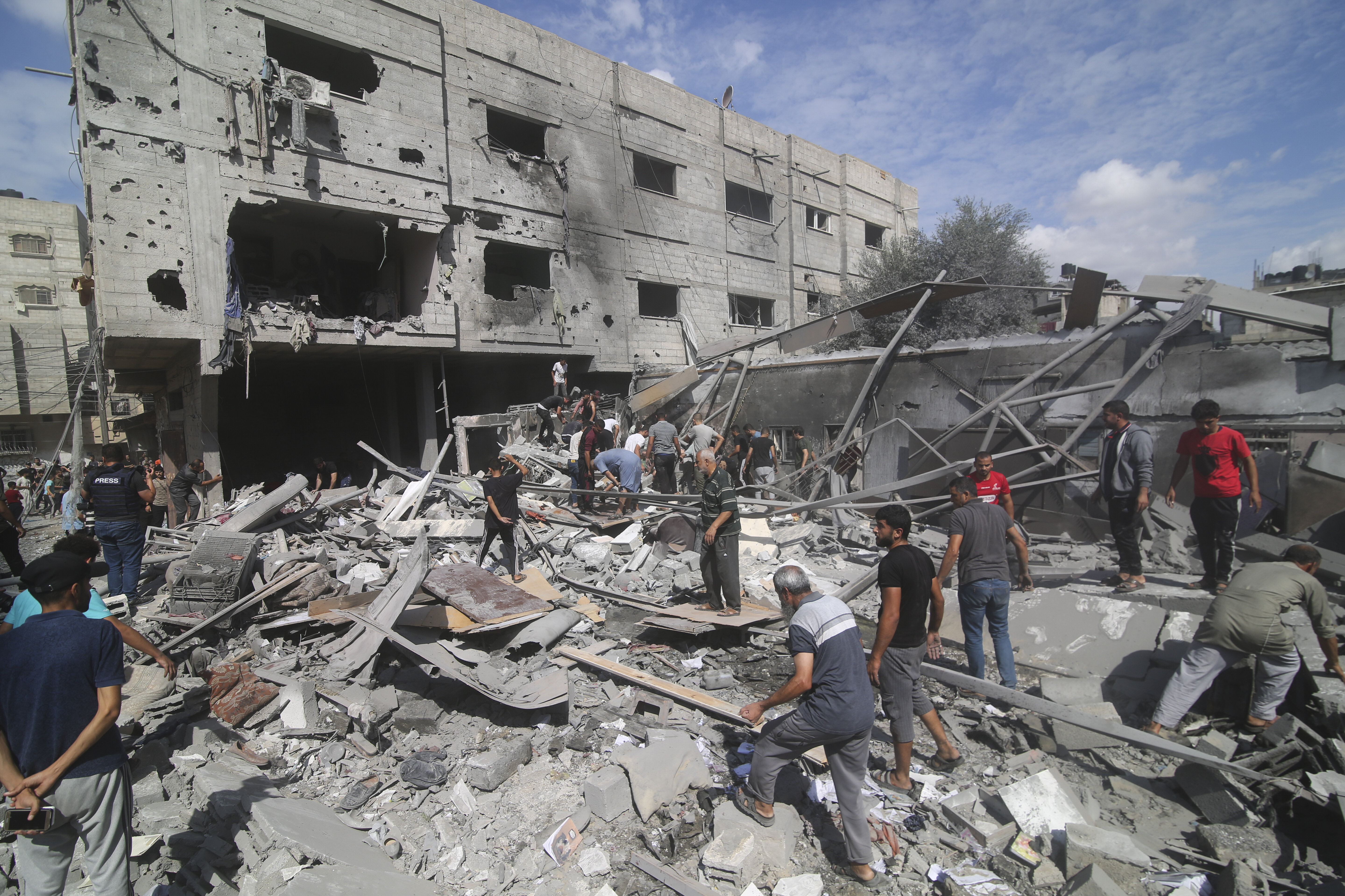 Israeli Bombings Kill Dozens In Gaza Region Where Civilians Were Told ...