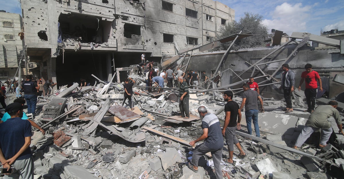 Israeli Bombings Kill Dozens In Gaza Region Where Civilians Were Told To Seek Refuge Israeli Bombings Kill Dozens In Gaza Region Where Civilians Were Told To Seek Refuge