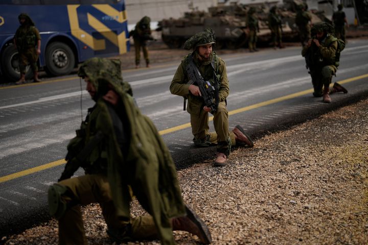 Ισραηλινοί στρατιώτες κοντά στα σύνορα με τον Λίβανο