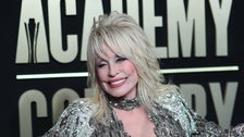 There’s Only 1 Way To Reach Dolly Parton, And Even Her Friends Have To Use It