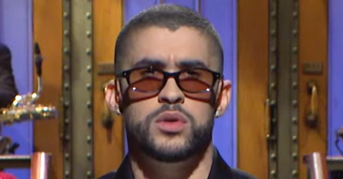 Bad Bunny Makes Sharp Jab At Grammys Closed-Captioning Controversy In ‘SNL’ Monologue Bad Bunny Makes Sharp Jab At Grammys Closed-Captioning Controversy In ‘SNL’ Monologue