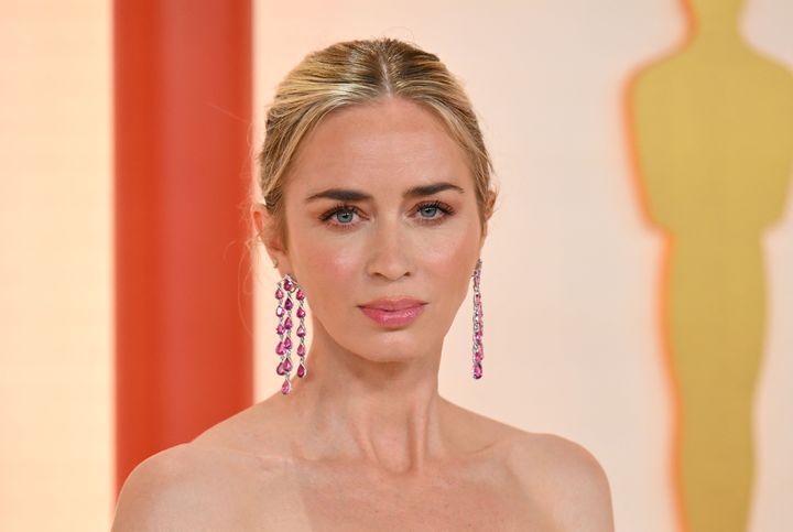 Emily Blunt referred to a restaurant worker as “enormous” during an interview back in 2012.