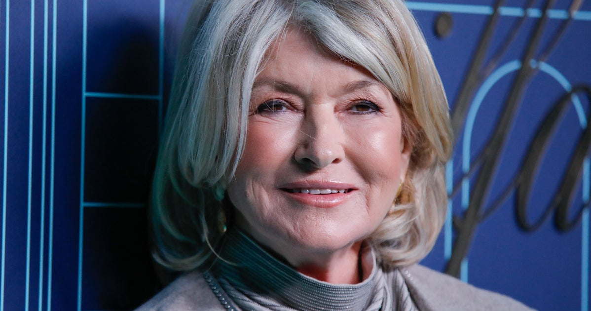 Martha Stewart Hits Back At Internet Trolls Questioning Her Fashion Choices At 82 Martha Stewart Hits Back At Internet Trolls Questioning Her Fashion Choices At 82