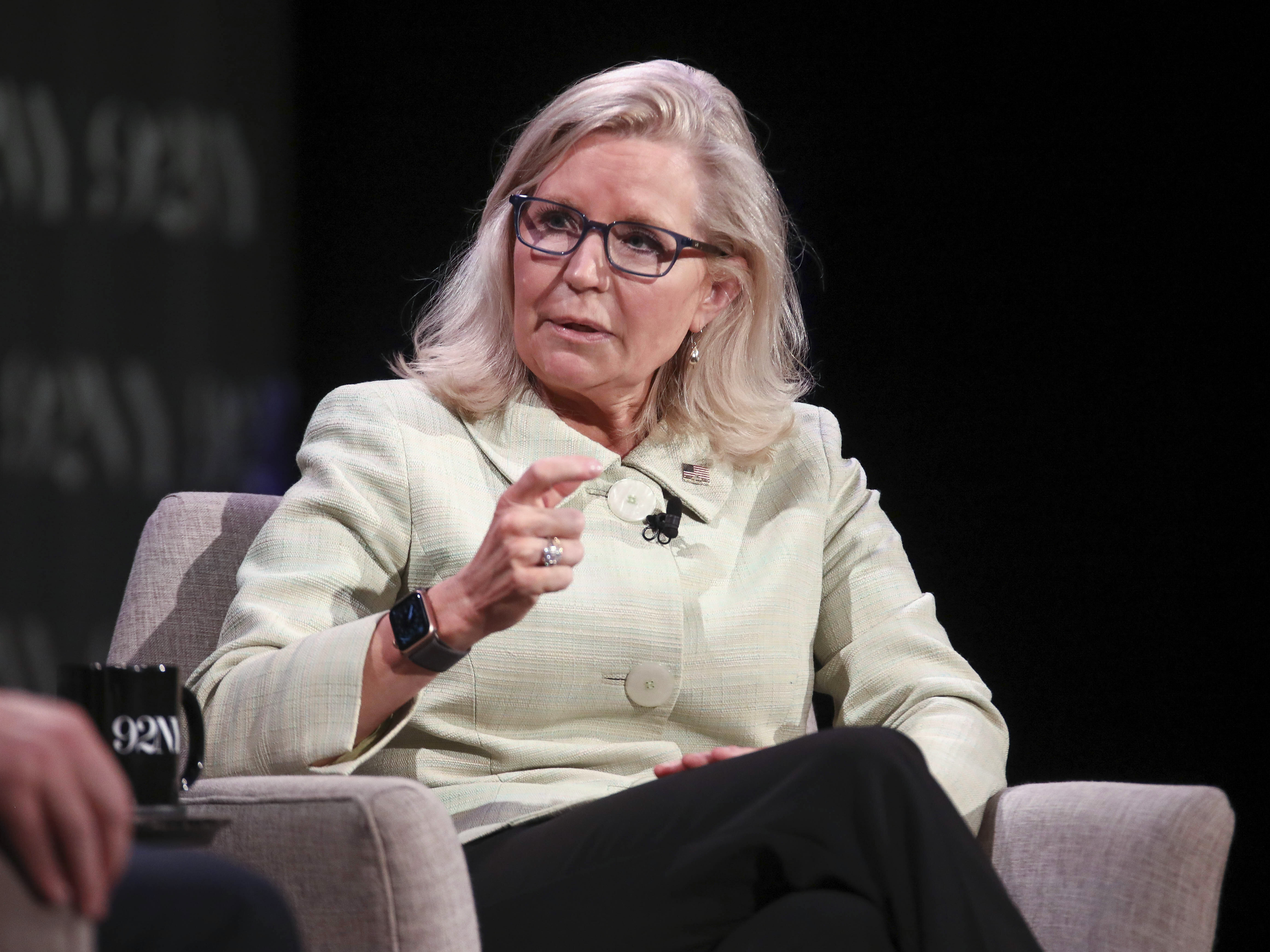 'It's Really Dangerous': Liz Cheney Blames Kevin McCarthy For House GOP ...