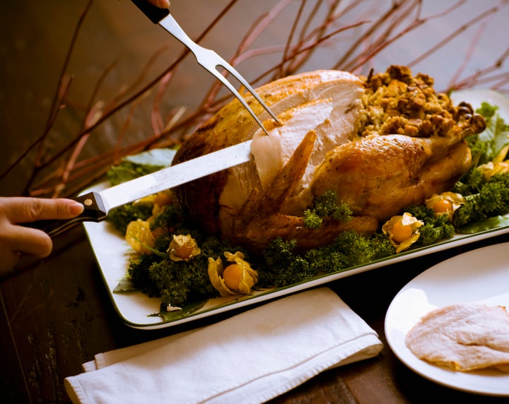 The Best Electric Knife for Carving Turkey Is From Cuisinart