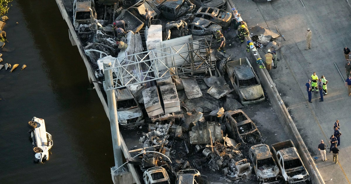 At Least 7 Killed As Superfog Causes Massive 158 Car Pileup At Least 7 Killed As Superfog Causes Massive 158 Car Pileup