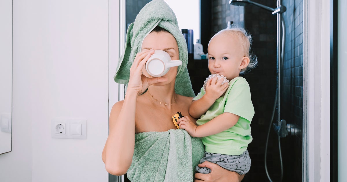 22 People Who Just Wanted To Shower In Peace – But Have Kids - Vimarsana News