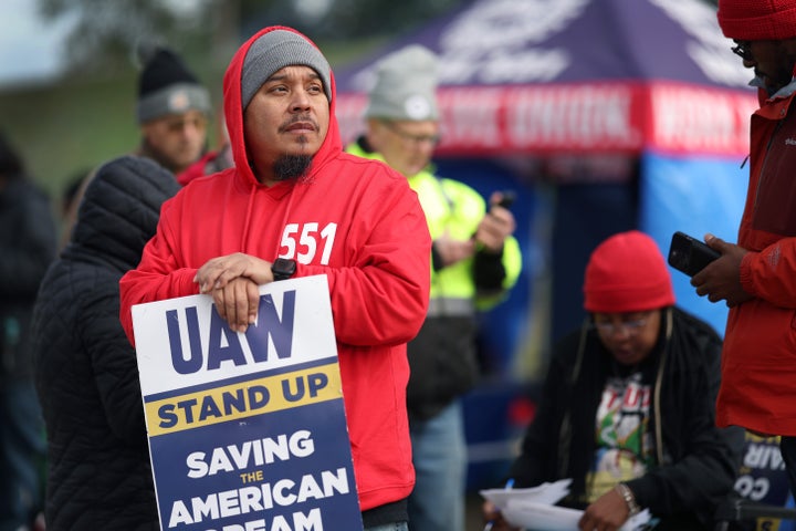 Workers picketed outside of the Ford Assembly plant in Chicago in October.