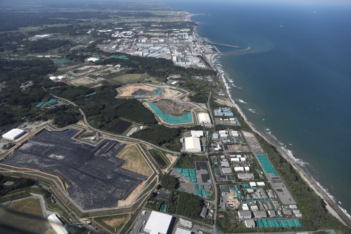 東京電力福島第1原子力発電所（8月24日午後、福島県［時事通信チャーター機より］）