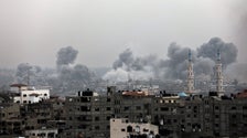  Israel Expands Ground Assault Into Gaza As Fears Rise Over Airstrikes Near Crowded Hospitals