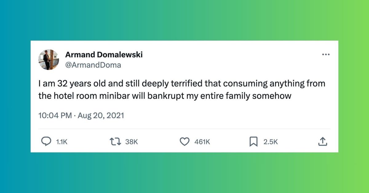 35 Funny And Relatable Tweets About Staying At A Hotel