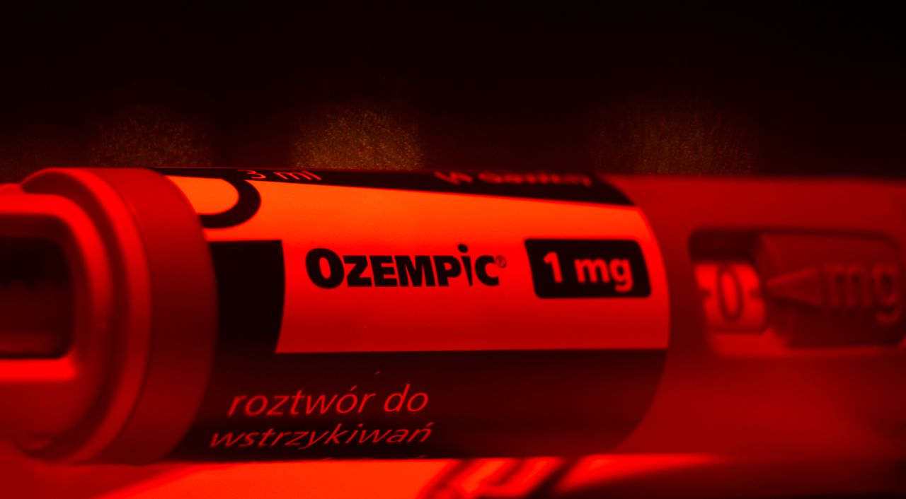 An Ozempic needle injection pen. (Photo by Jaap Arriens/NurPhoto via Getty Images)