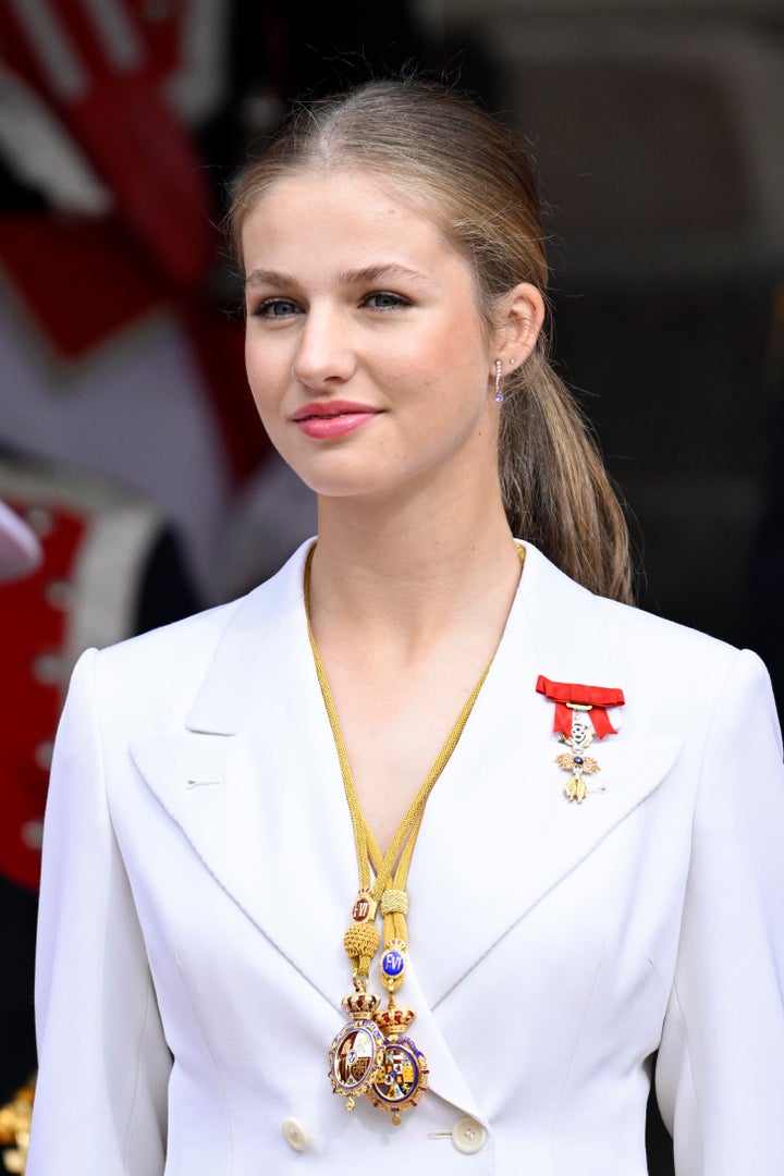 Crown Princess Leonor of Spain watches a military parade after swearing allegiances to the Spanish Constitution.